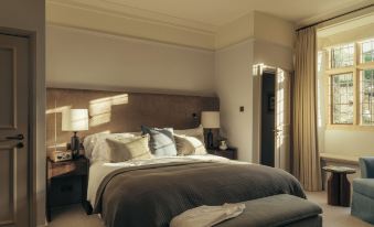 Charingworth Manor - Housity