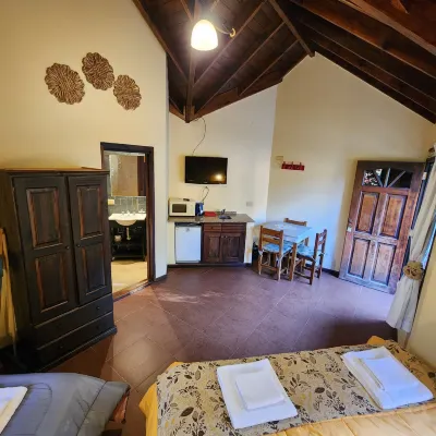 Merlo Trail Lodge Hotels in 
