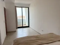 JoLi Beach House - Charming Second Floor T1 Center - with balcony  호텔