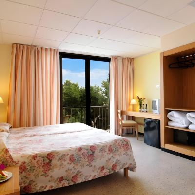 Standard Double Room Hotel Balear Promo Code