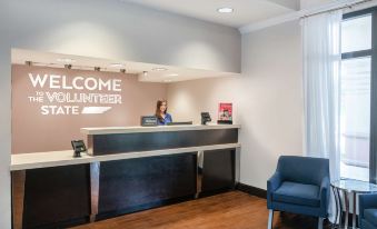 Hampton Inn & Suites Nashville Franklin - Housity