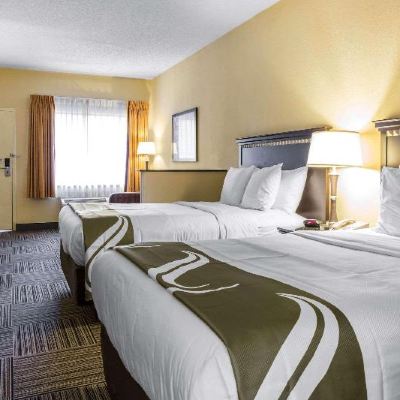 Queen Suite with Pool View Mi Casa Hotel Promo Code
