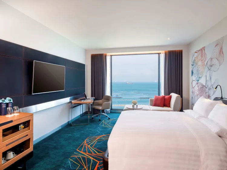 ห้องพรีเมียร์ดีลักซ์ สิทธิ์เข้าใช้บริการเลานจ์ วิวทะเล เตียงคิงไซส์หนึ่งเตียง