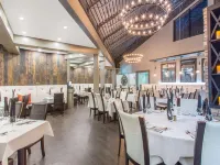 Ramada by Wyndham Cornwall Hotels in Cornwall