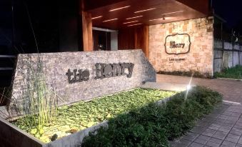 The Henry Hotel Roost Bacolod