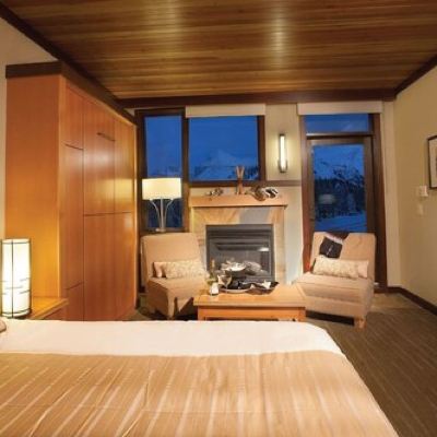 Premier Room Sunshine Mountain Lodge Promo Code