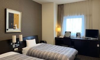 Hotel Route-Inn Higashimuroran Ekimae - Housity