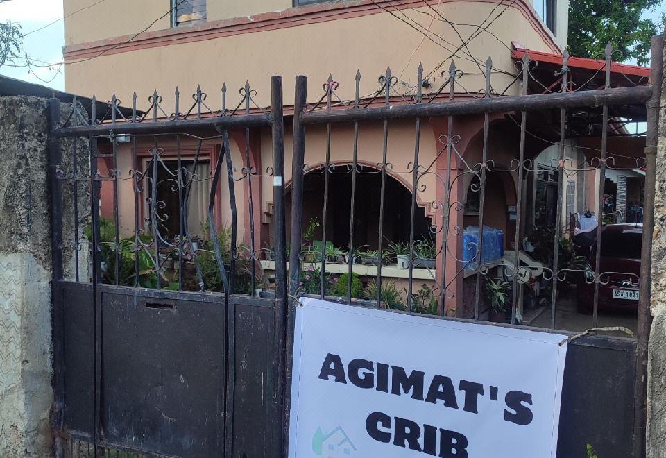 Agimat's Crib 외관