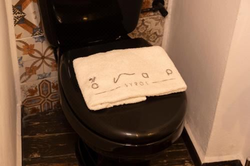 豪华特大床一室房