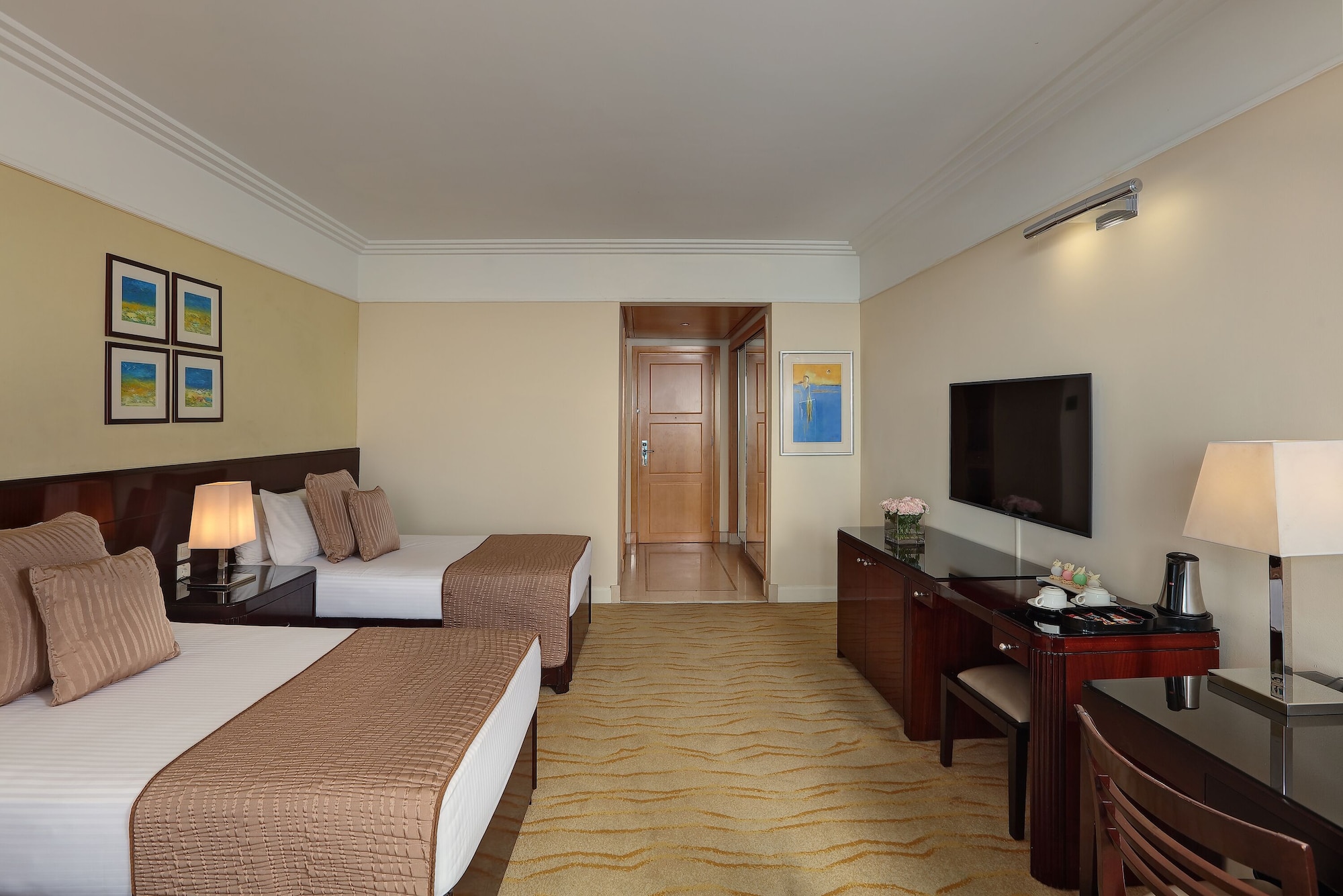 豪华双床房， 2 张单人床