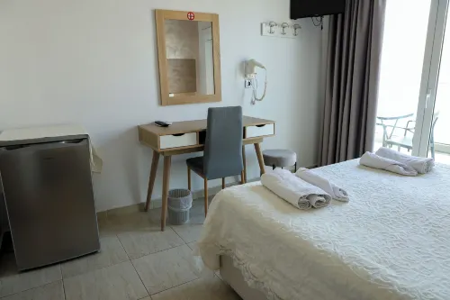 Marie Hotel