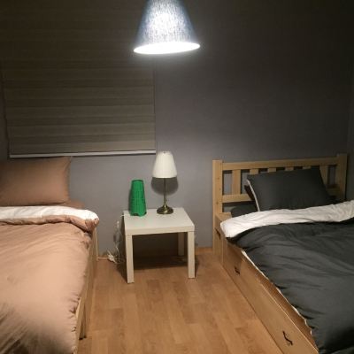 트윈룸 더 게스트하우스 디엠지 스테이 - 호스텔 쿠폰