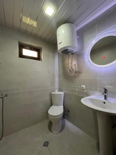 带阳台的三人房