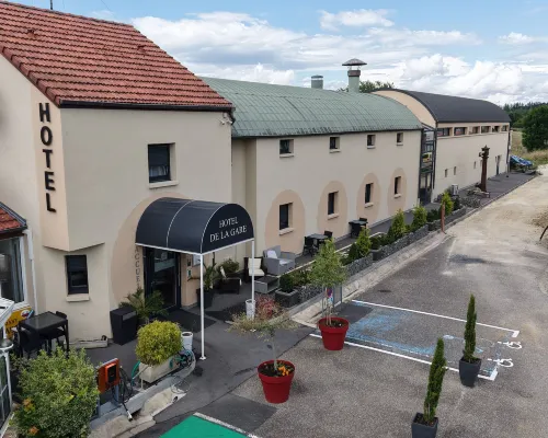 Hotel de la Gare Hotels in Meuse