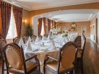 Dooly's Hotel Hotels in Offaly