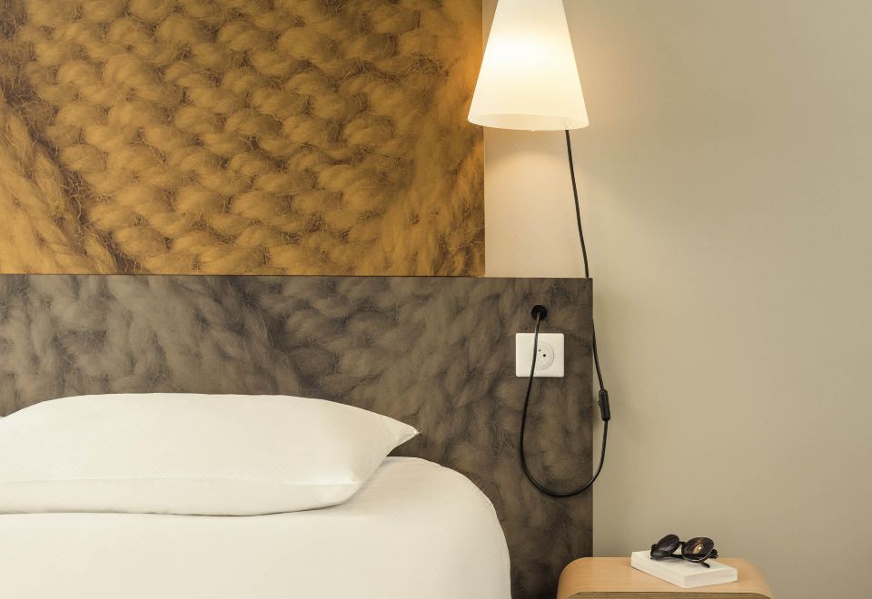 标准间 - 双人床和1张梳化床