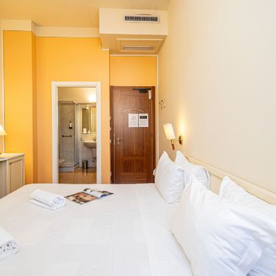 Camera Superior Matrimoniale/Doppia Con Letti Singoli Vista Lago Laterale Con Balcone Hotel Pallanza Promo Code