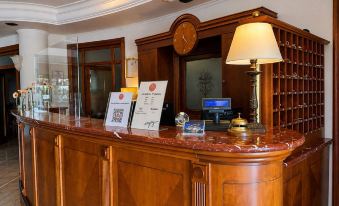 Hotel Valle Rossa - Housity