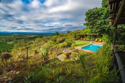 Hitgeheim Country Lodge Hotel di 