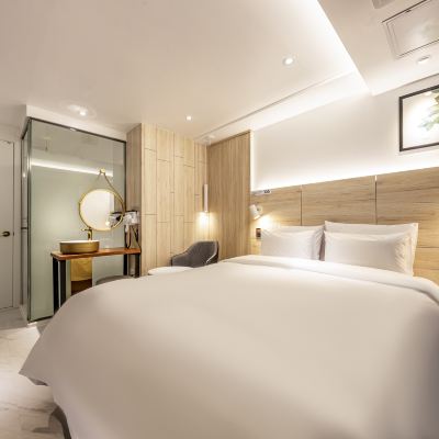 Guest Room With Terrace Balcony-Non Smoking Asan Marie Hotel Promo Code