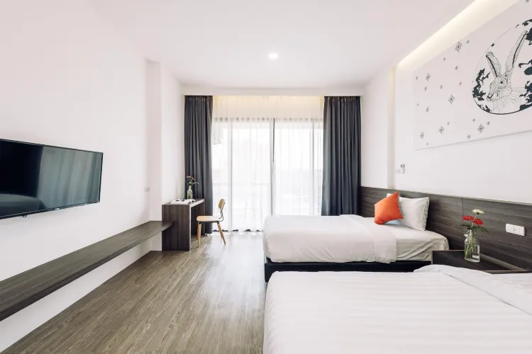 Deluxe Green View Twin Room