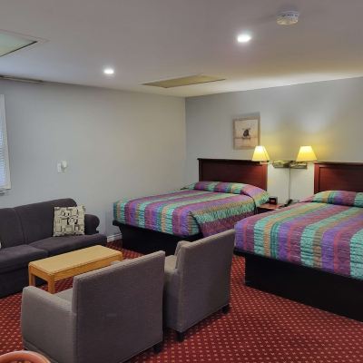 Suite, Multiple Beds, Non Smoking, Kitchen