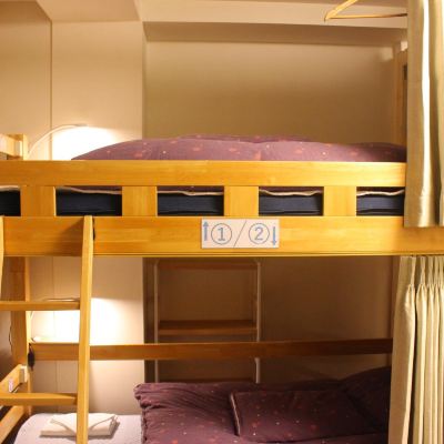 2 Beds in 6-Bed Mixed Dormitory Room