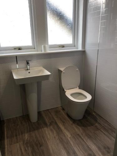 White Acre Two-Bedroom Apartment