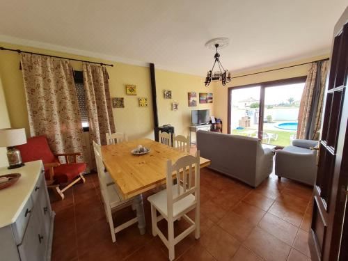 三卧室联排别墅