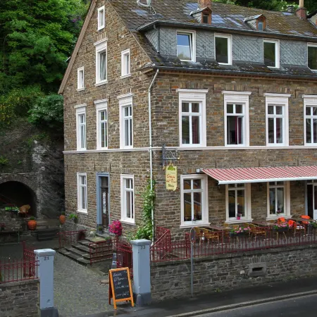Hotel Osteria Del Vino Cochem Отели в г. Кохем