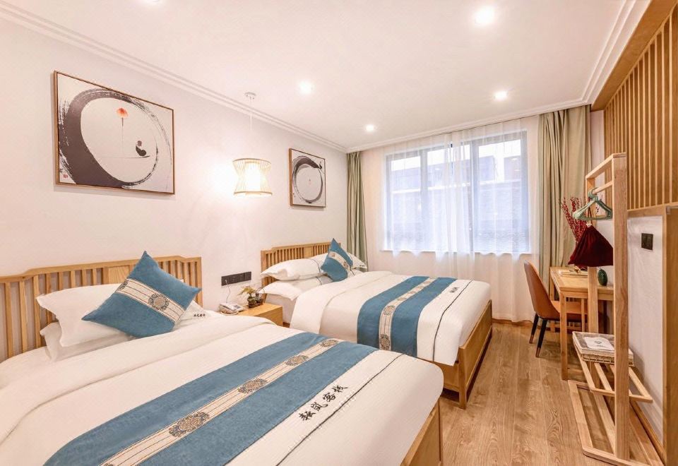 悠然浴缸家庭房套房（影视会员+乳胶床垫＋智能马桶）