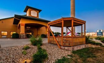 Best Western J. C. Inn - Housity