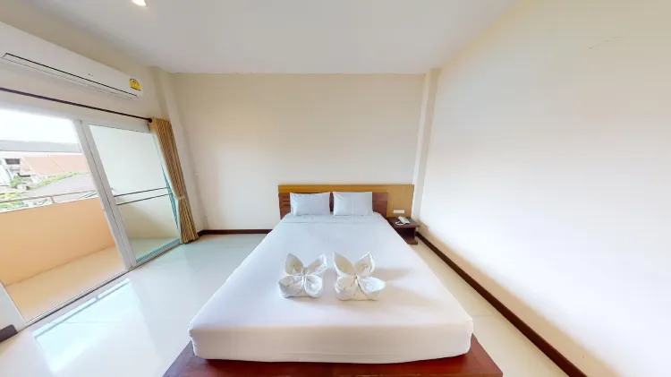 ห้องมาตรฐานพร้อมเตียงใหญ่ 1 เตียง