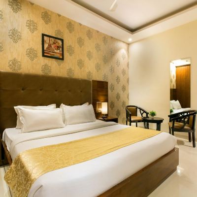 Whitepod Executive Room With Free Wifi WhitePod Luxury Promo Code