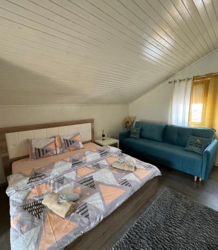 带阳台的四人房