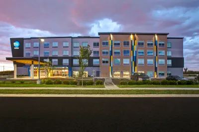 Tru by Hilton Monroe Oh Отели в г. 