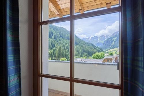 高级一卧室带阳台公寓