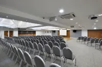 Holiday Inn Manchester - Oldham Hotel a Delph