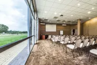Hotel Victor Pruszków DeSilva