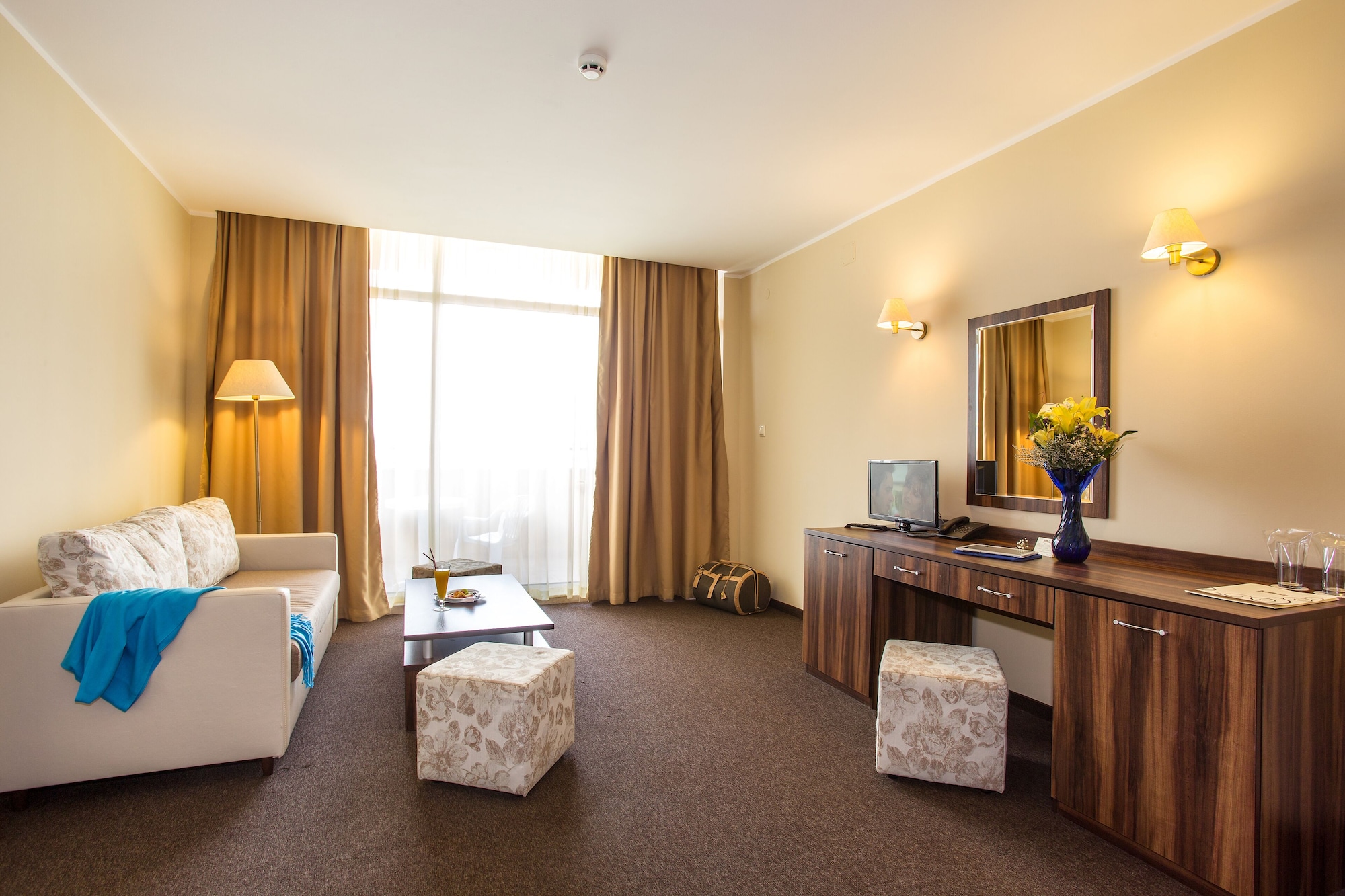 家庭套房，阳台（免费水上公园通行证）