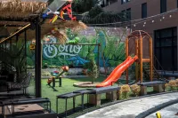 Muz Studios Hotels in 