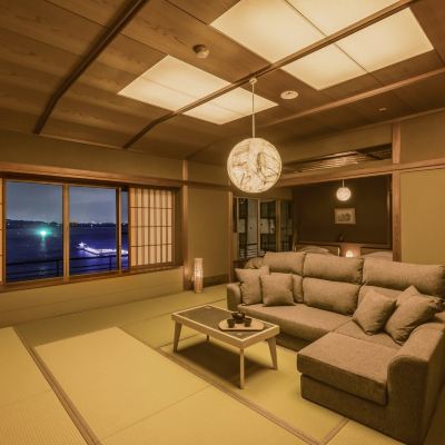 和風スーペリアレイクビュールーム(浴室) 湯快リゾート 片山津温泉 矢田屋松濤園〈会席〉 クーポン