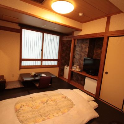 和風ツインルーム さと茂旅館 クーポン