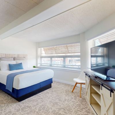 Deluxe Two-Bedroom Apartment With Two Bathrooms The Forum Promo Code