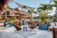 Mayan Monkey Tulum - Social Hotel