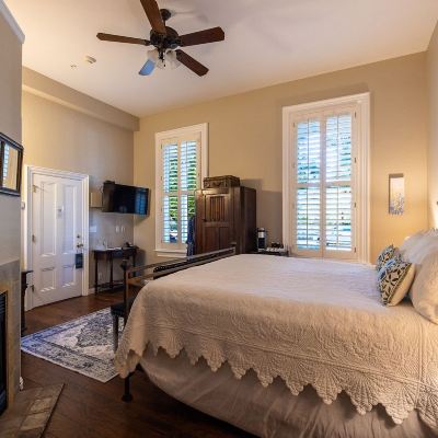 Room, 1 King Bed, Jetted Tub (Lady Helen's Room) The Napa Inn Promo Code