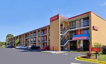 Econo Lodge - Housity
