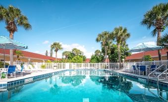 Island Sun Inn & Suites - Venice, Florida Historic Downtown & Beach Getaway