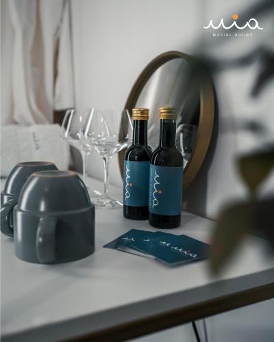 带阳台和海景的豪华双人房