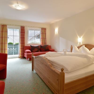 Comfort Triple Room (Post) Posthotel Mayrhofen Promo Code